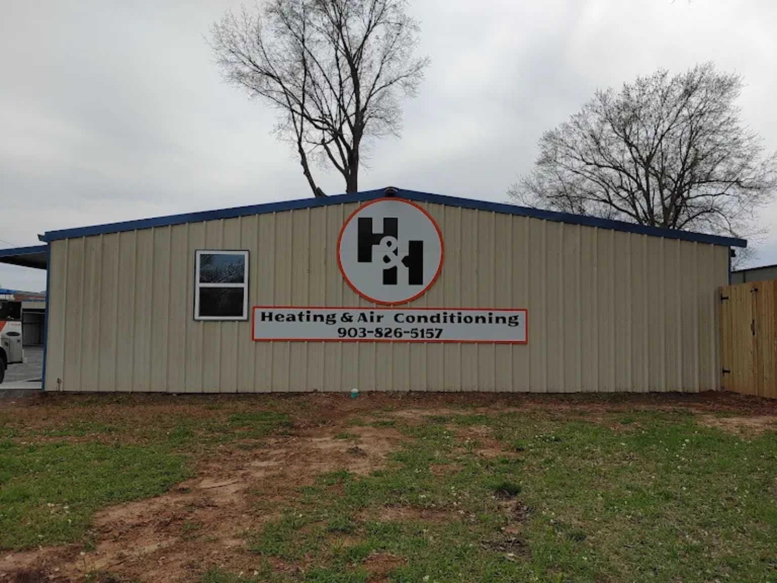 H&H Mechanical shop in Queen City, Texas